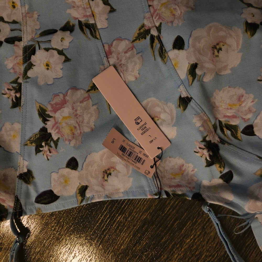 Floral Blue Women's Top - Picture 2 of 3